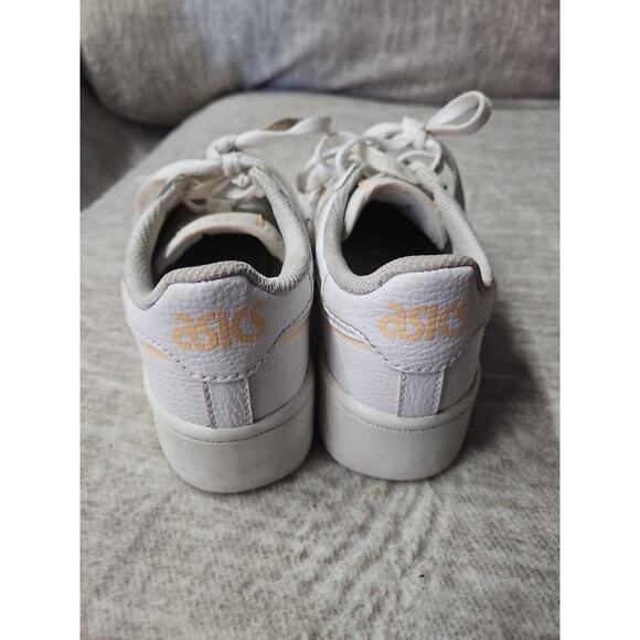 ASICS low-top lightweight comfortable sneakers with striped detail Size 5 - Picture 5 of 7